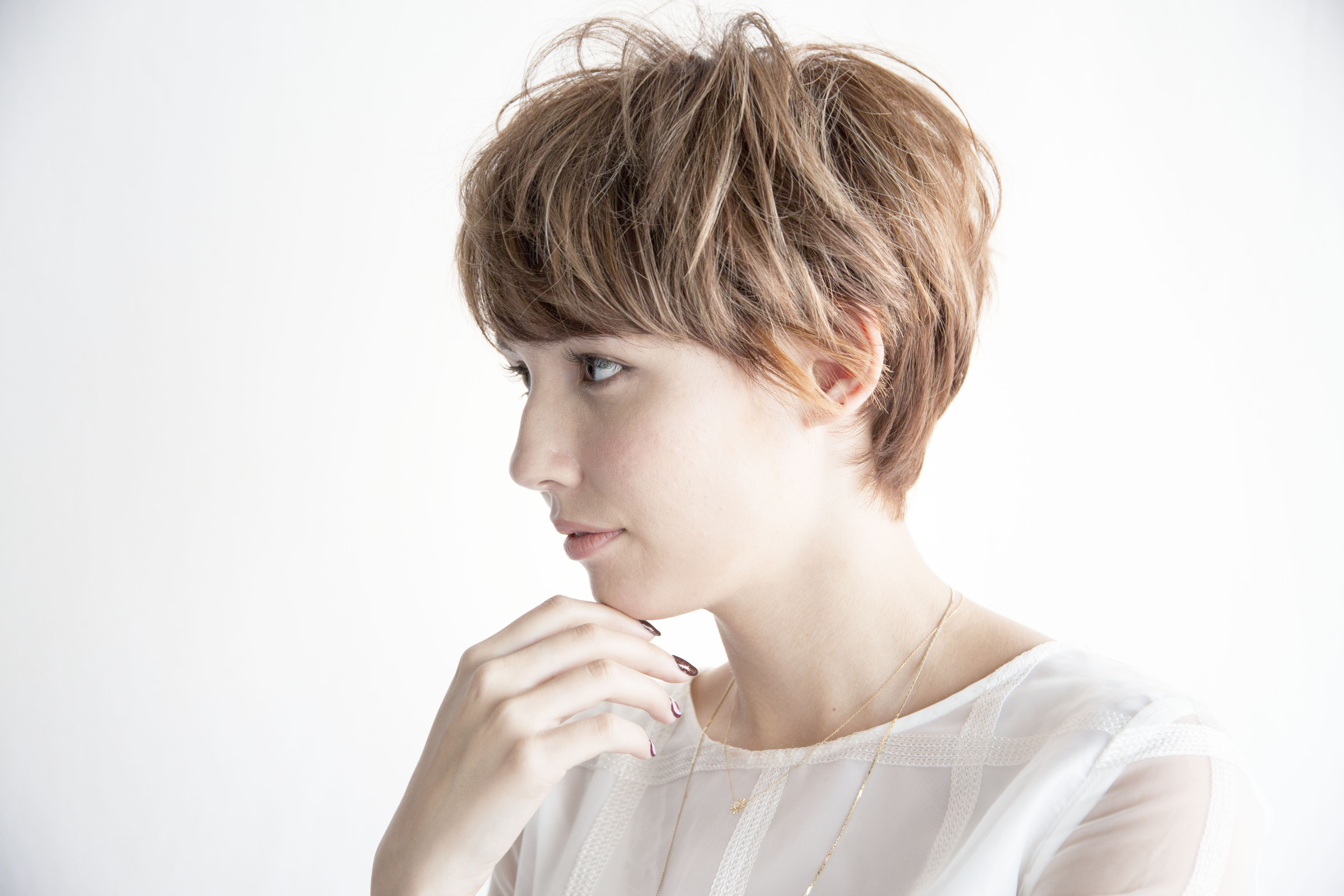 前髪のうねりが気になる方に酸性縮毛矯正をご紹介してます！｜ブログ｜銀座美容室カロン銀座[CALON]ヘアカラーサロン